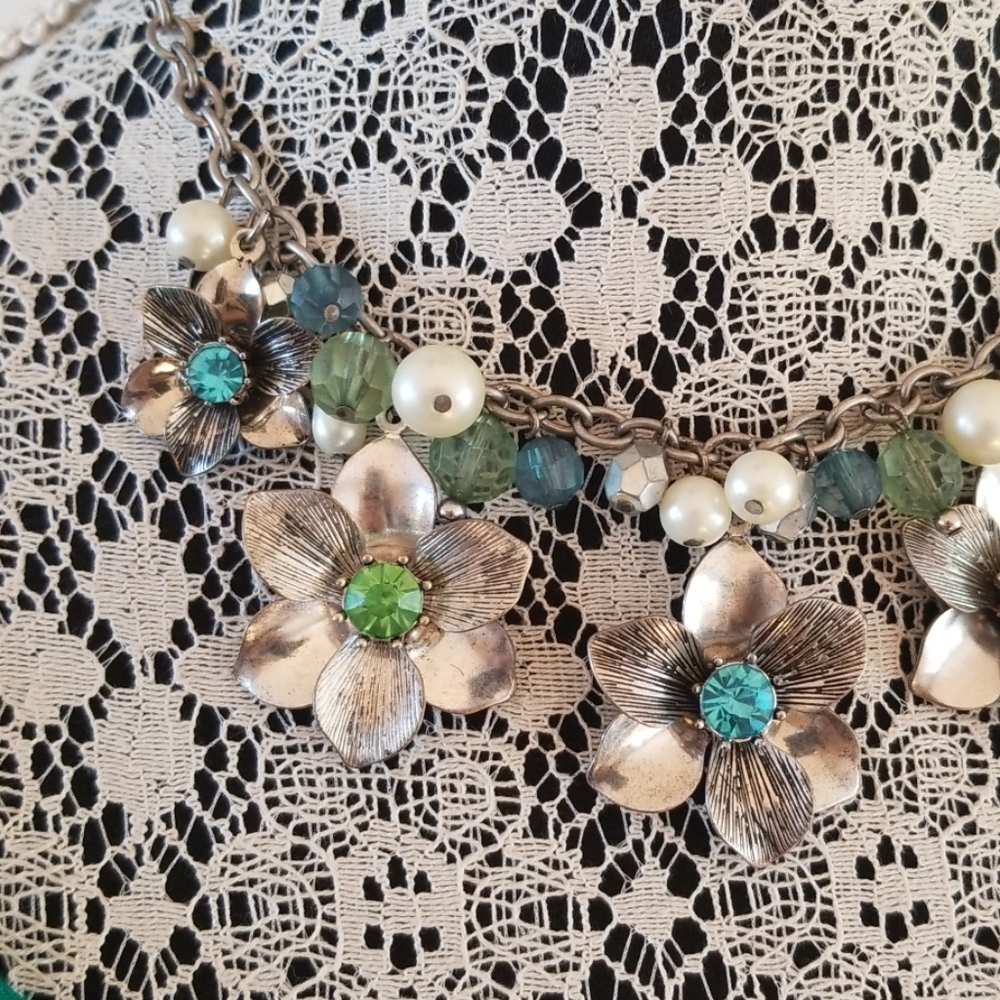 Premier Designs Garden Gate Statement Necklace - image 4